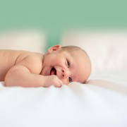 Viral Orangtua Beri Nama Anak-anaknya dengan Satu Huruf, Ini 5 Fakta di Baliknya!