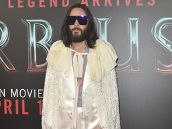 Jared Leto Kepergok Bareng Pacar Usai Skandal Pelecehan