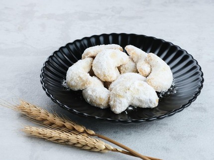 3 Resep Kue Putri Salju Renyah dan Lumer di Mulut, Simak Tips Membuatnya
