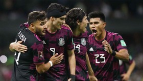 FOTO: Momen Amerika Serikat dan Meksiko Lolos Piala Dunia 2022