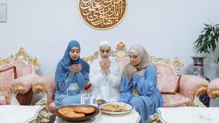 5 Nutrisi Penting yang Harus Dipenuhi Saat Sahur, Buat Puasamu Nyaman Tanpa Hambatan!