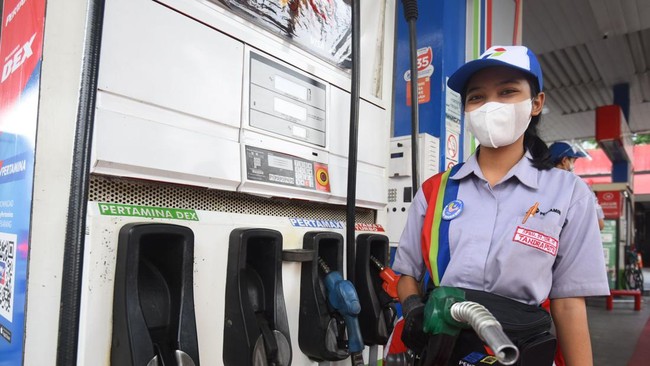 Pertamina membuka proses pendaftaran di lima provinsi untuk membeli Pertalite dan Solar mulai 1 Juli 2022. Berikut daftarnya.