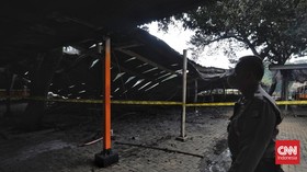 FOTO: Hangus Lenggang Jakarta Dilalap Api