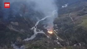 VIDEO: KKB Bakar Gedung Sekolah Dan Aniaya Warga Sipil Di Intan Jaya