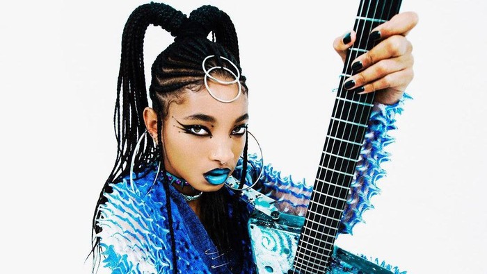 Nyentrik dan Modis, Ini Gaya Willow Smith yang Mencuri Perhatian