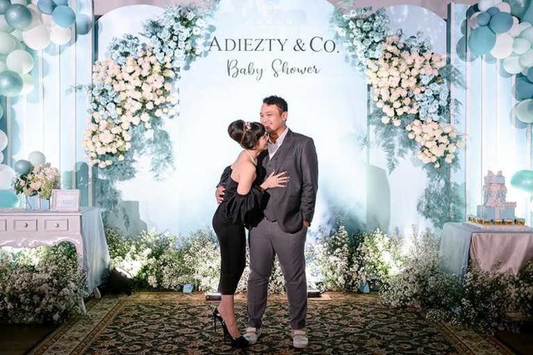 Momen baby shower Adiezty Fersa
