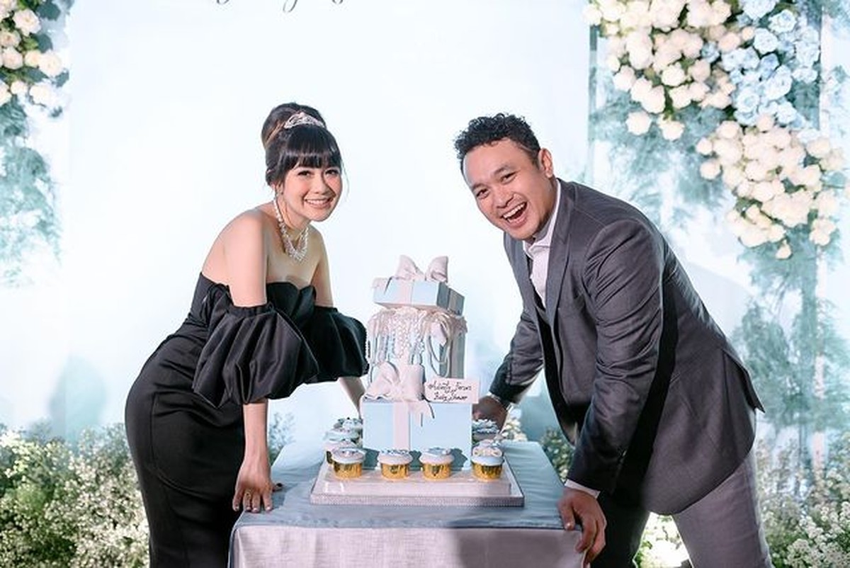 Momen baby shower Adiezty Fersa