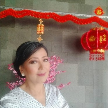 Dulunya Muslim Taat, Artis Senior Anna Tairas Pindah Agama ke Kristen