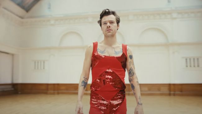 Harry Styles merasa dirinya tak perlu membeberkan kehidupan seksualnya pada publik.