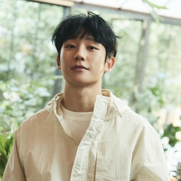 Jung Hae In Dikabarkan Siap Bintangi Drama Komedi Romantis Baru