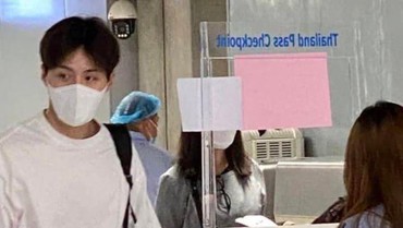 img-title Bikin Heboh, Beredar Foto-foto Kim Seon Ho di Thailand