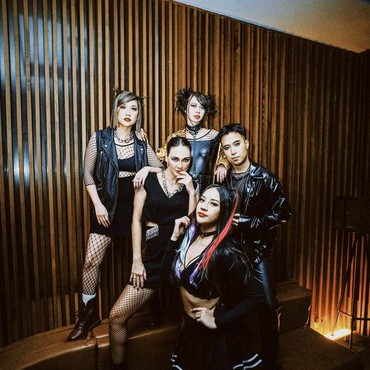 'Bidadari' Ariel NOAH Bersatu, BCL dan Luna Maya Paling Disorot