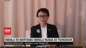 VIDEO: Menlu RI Bertemu Menlu Rusia di Tiongkok