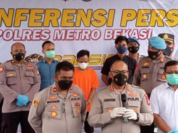 Detik-detik Pembunuhan Pria Dibungkus Terpal di Bekasi