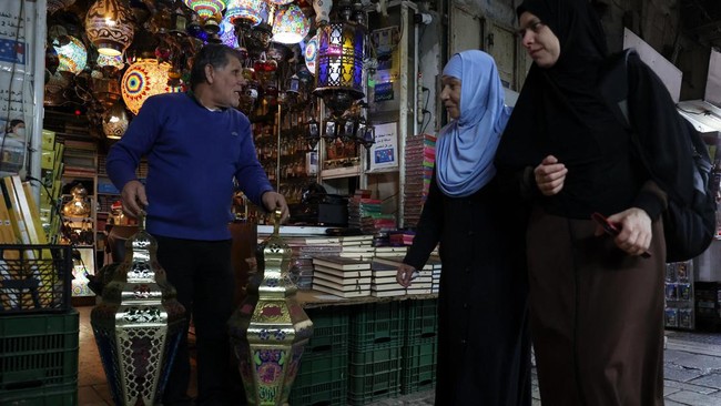 FOTO: Sukacita Warga Palestina Sambut Ramadan