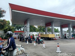 Keluhkan Kenaikan Pertamax, Driver Ojol Beralih Gunakan Pertalite