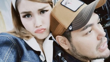 img-title Ivan Gunawan Keceplosan Sudah Nikahi Siri Ayu Ting Ting?