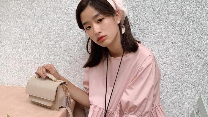 Tampil Kasual dan Feminin ala Tu Tontawan, Pemeran Gorya di Serial F4 Thailand