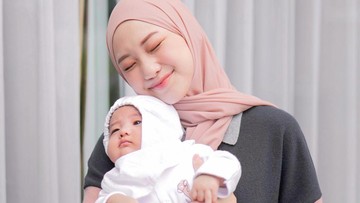 KEKHAWATIRAN JULIA PRASTINI SAAT HAMIL ANAK KETIGA