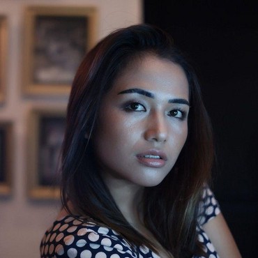 Ini Sosok Sahabat Gisel yang Tidur Seranjang dengan Gading Marten