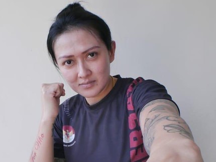 7 Potret Cantik Imelda Dinar Wasit Tinju Azka Corbuzier & Vicky, Jago Bela Diri Bun