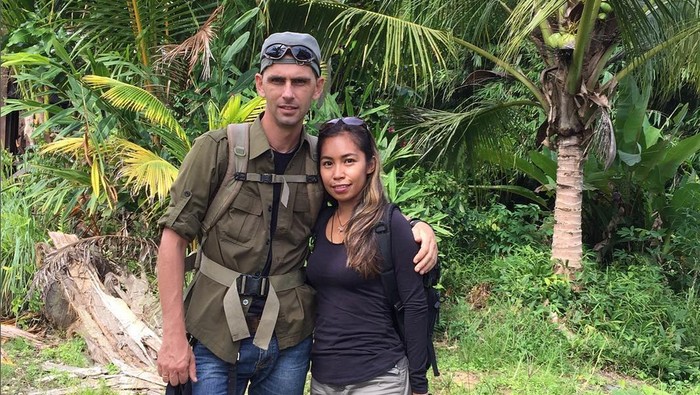 Kisah cinta pasangan beda negara, Prada dan Chanee Kalaweit.