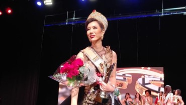 Cetak Sejarah, Nadia Tjoa Juara Miss Face of Humanity 2022