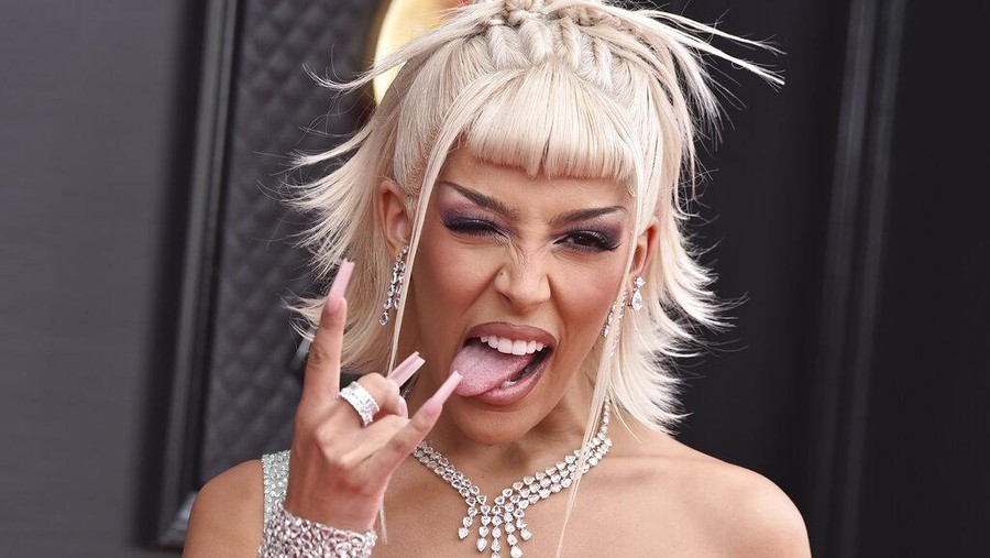 Doja Cat arrives at the 64th Annual Grammy Awards at the MGM Grand Garden Arena on Sunday, April 3, 2022, in Las Vegas. (Photo by Jordan Strauss/Invision/AP)