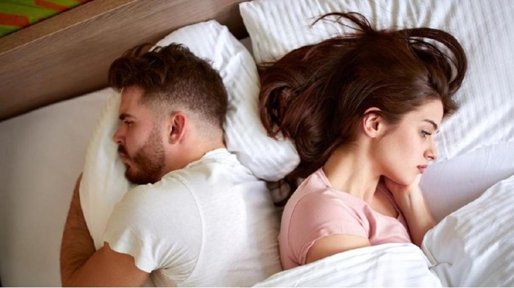 BAGAIMANA JIKA SENGAJA? Ada beberapa hal yang kerap membuat bingung apakah dapat membatalkan puasa, salah satunya mimpi berhubungan seks di siang hari. Pernah mengalaminya, Bunda?