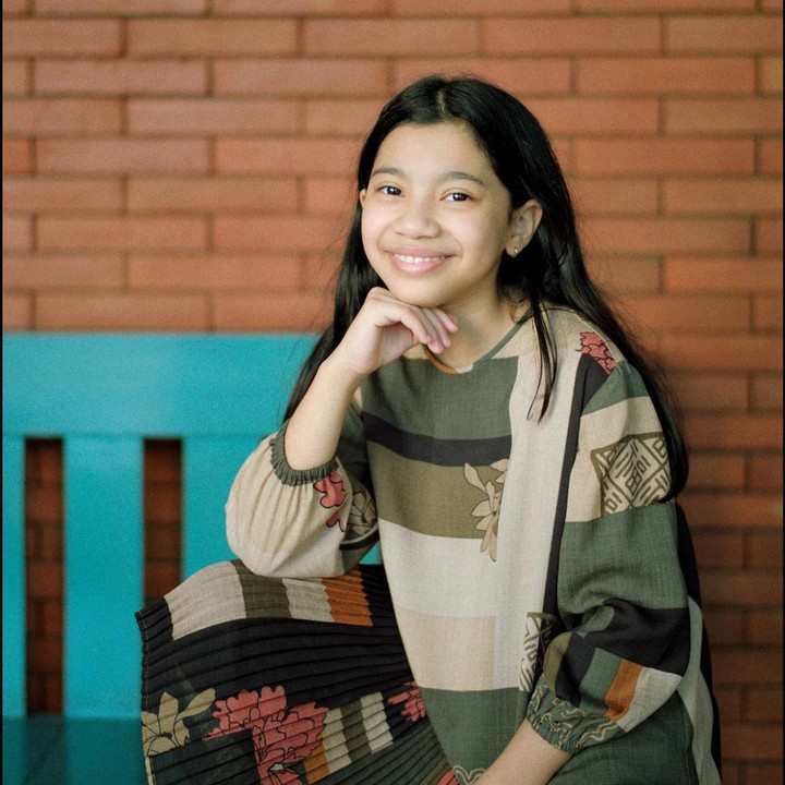 <p>Remaja yang dipanggil Ayesha ini sebentar lagi akan berulang tahun ke-13 lho, Bunda. Ayesha lahir pada 6 Mei 2009. (Foto: Instagram @dr_tompi/ @cutayesha_official)</p>