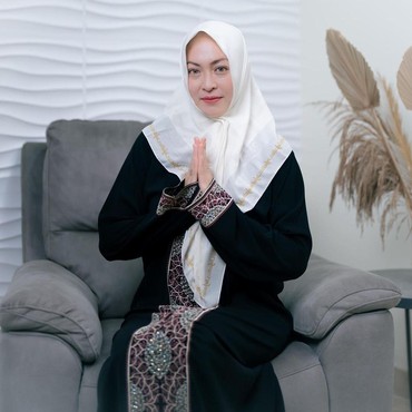 Dipenjara karena Korupsi, Angelina Sondakh Malah Hafal 15 Juz Al Quran