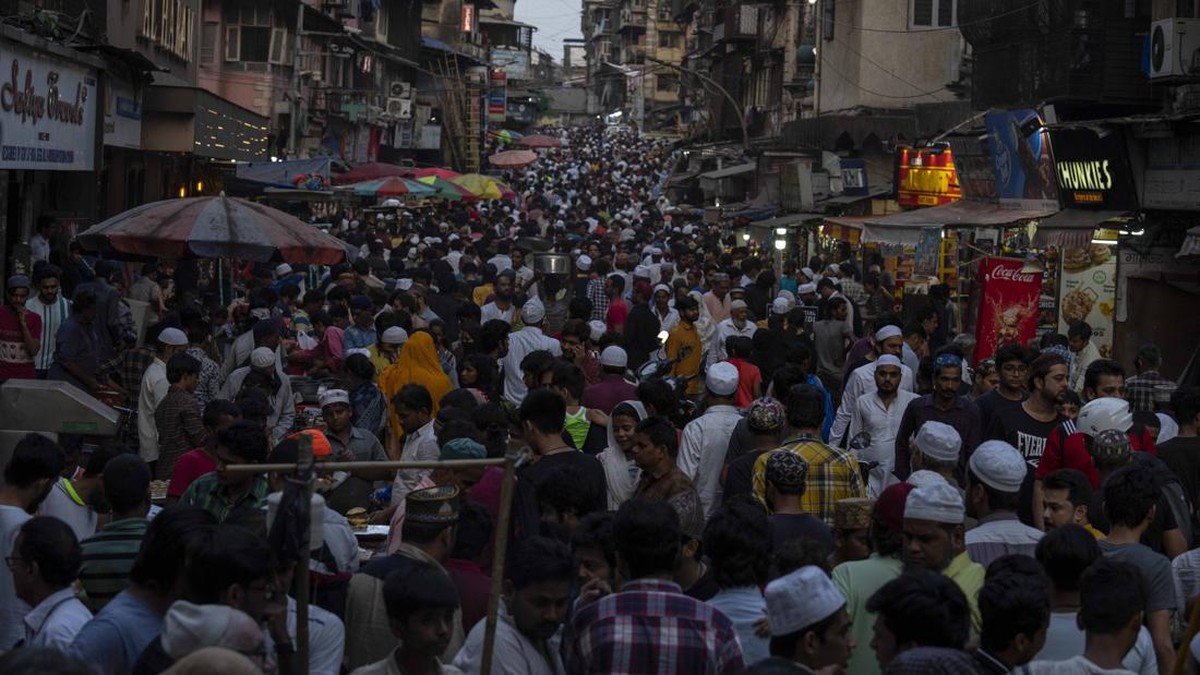 FOTO: Buka Puasa Sederhana di India