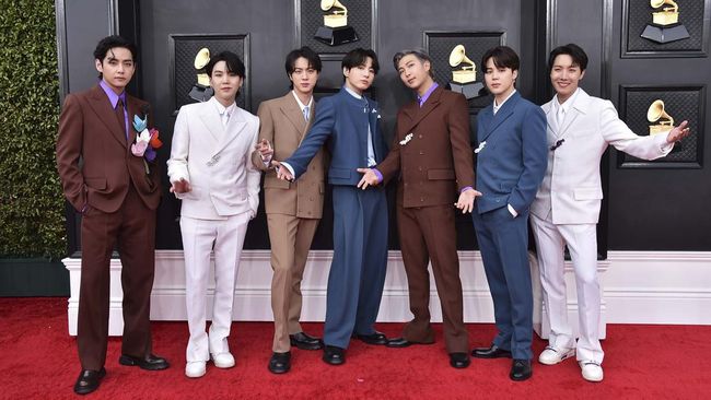 Boyband BTS bakal merilis album baru pada Juni 2022. Pengumuman itu disampaikan usai menggelar konser di Las Vegas, AS, pada Sabtu (16/4).