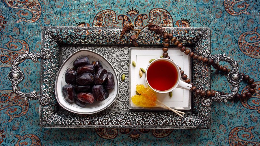 Iftar or Fatoor is the evening meal with which Muslims end their daily Ramadan fast at sunset