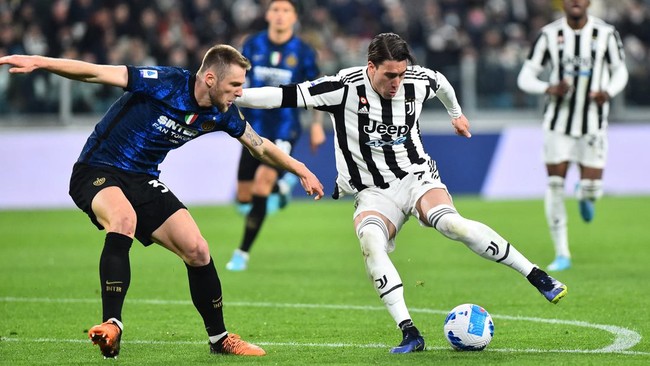 Klasemen Liga Italia memanas setelah Inter Milan mengalahkan Juventus 1-0 di Stadion Allianz, Turin.