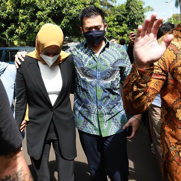 Cerai Kedua Kali, Olla Ramlan Sedih Gagal Penuhi Keinginan Mendiang Ayah