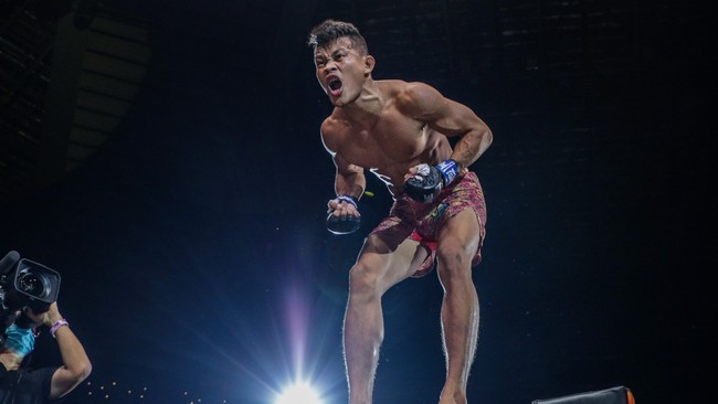 Adrian Mattheis atau 'Papua Badboy' siap menghadapi dua lawan sekaligus demi bisa menembus lima besar ONE Championship.