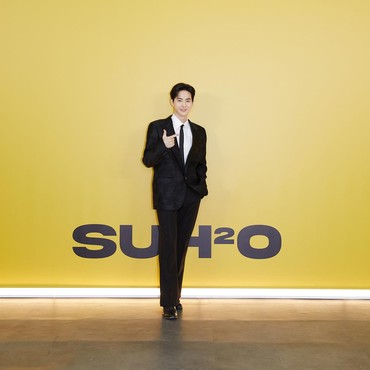 Album Suho EXO 'Grey Suit' Melesat Rajai iTunes Top Album di 33 Negara