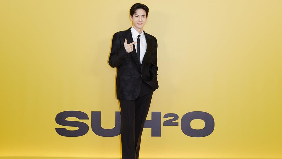 Suho dan Kai EXO