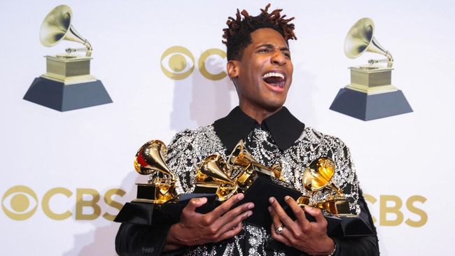 Berikut deretan artis yang bersinar dan terabaikan di ajang Grammy Awards 2022.