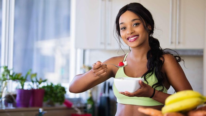Kebiasaan di Saat Makan yang Bantu Turunkan Berat Badan, Beauties Wajib Tahu!