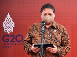 Antisipasi Lonjakan Harga, Pemerintah Akan Beri Subsidi Upah-Sembako