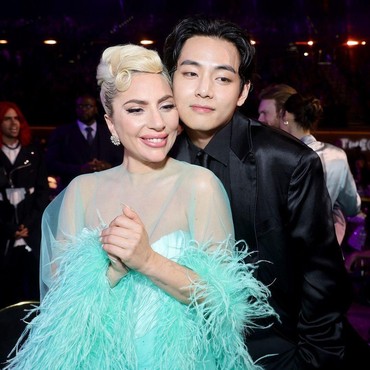 Akrab di Grammy 2022, Ini Isi Percakapan V BTS dan Lady Gaga