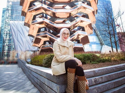 7 Potret Erin, Istri Andre Taulany & Sang Putri Jalani Ramadan di Amerika Serikat