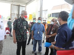 Ganjar Geram Jatah Minyak Goreng Jateng Berkurang hingga Telat Dikirim