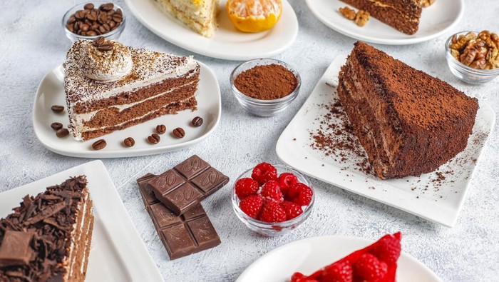4 Macam Camilan Ini Paling Laris Diburu Saat Ramadan, Cek Mana yang Paling Favoritmu Nih? 4 Macam Camilan Ini Paling Laris Diburu Saat Ramadan, Cek Mana yang Paling Favoritmu Nih?