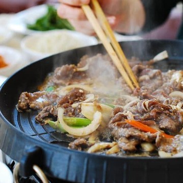 img-title Supaya Nggak Bosan, Yuk Coba Masak Olahan Daging Ala Korea untuk Menu Idul Adha!