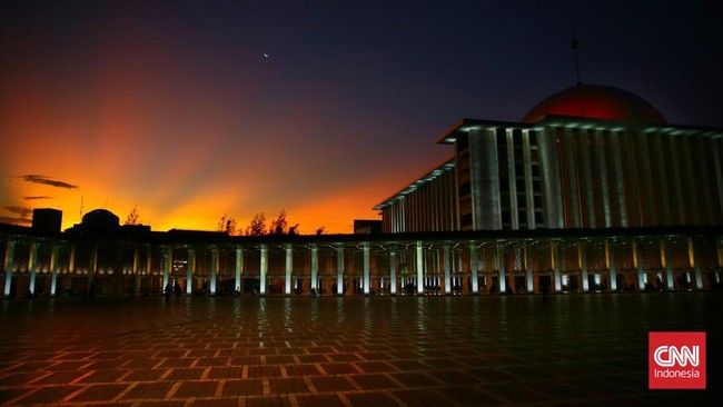 Jadwal imsak dan Subuh hari ini Kamis 21 April 2022 di sejumlah wilayah di Indonesia.