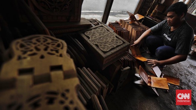 FOTO: Bisnis Rekal Al-Qur'an Babak Belur Gegara Harga Pangan Melonjak