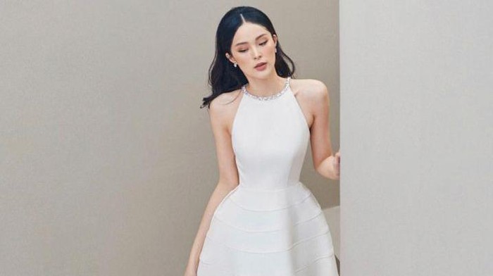 Terinspirasi dari Pernikahan Hyunbin & Son Ye Jin, Berikut Rekomendasi Outfit Kondangan dengan Nuansa Putih yang Simple